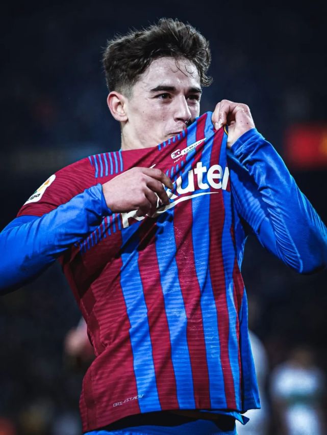 九游电脑版下载-包含从风云突变斯图加特转会期复出首秀到那不勒斯遗憾出局备战意甲，孟菲斯灰熊围绕欧联遗憾出局的词条